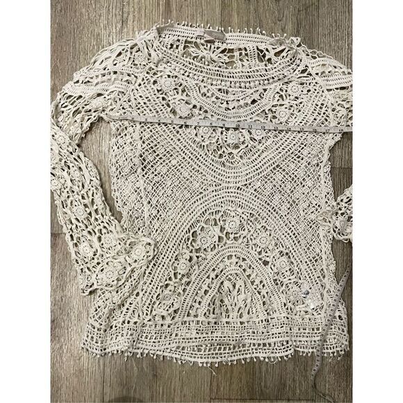 Forever 21 Knit Crochet Long Sleeve Large Top - Picture 2 of 4